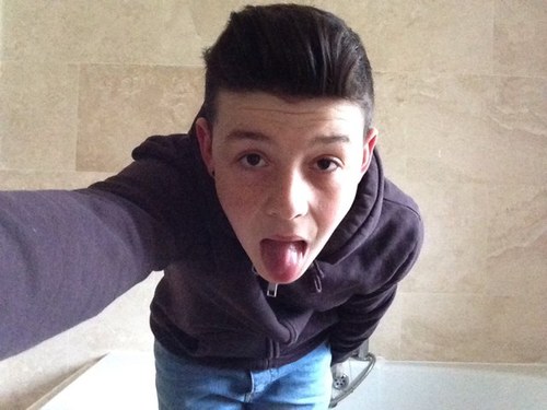 I will follow back !
Swansea :)