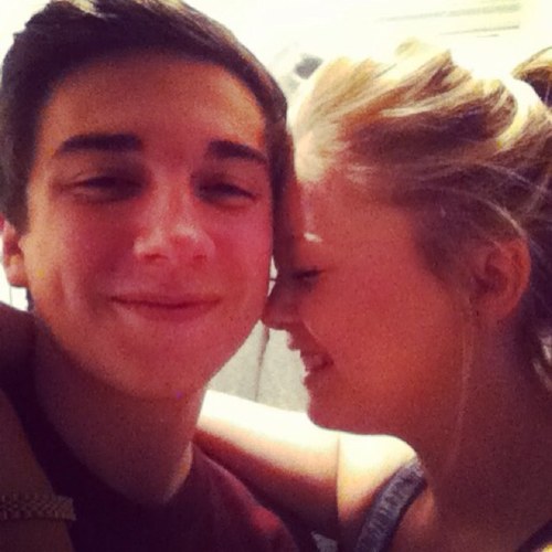 harryhunter94's profile picture. 