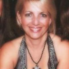 besszee's profile picture. 