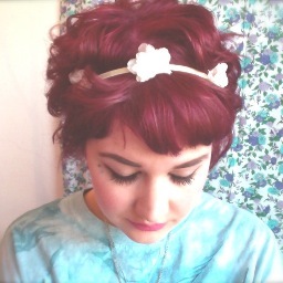 elizabethdecent's profile picture. 