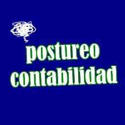 Grupo de indignados de segundo de GADE en la UMA