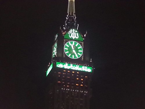 nashme15's profile picture. الزين مثل الحيا متبوع ان ماتلا الناس يتلونه  والشين مثل الدهر مقطوع يمشون لين يتعدونه