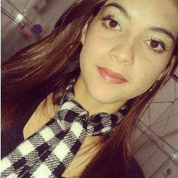 Larissa com dois '' S''