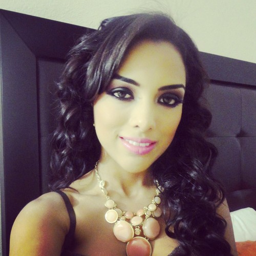 PintoMelany14's profile picture. 