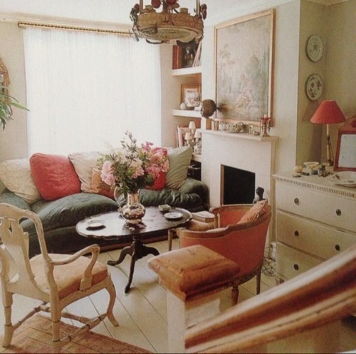 AmazeEnjoy's profile picture. Interior Decorator and Designer bursting at the seams with creativity!