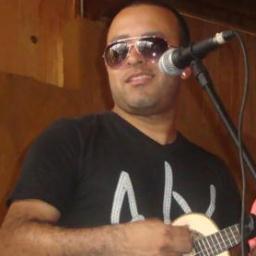 Musico, Cantor e Compositor.
''o Respeito é a Chave''