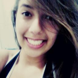 17 aninhos, libriana, louca, feliz, ciumenta, ABCdista 3' .. e isso basta *--*