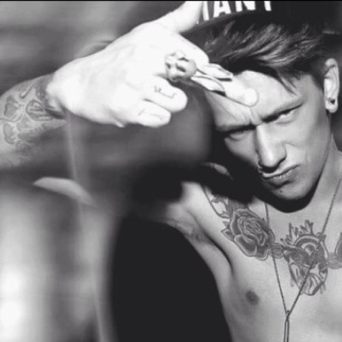 DeviantRocks's profile picture. T shirts, Tees & Snapbacks #TeamFollowBack