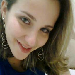 Confesso que ja fui mais legal!!! Se eu gostar de vc...te mato por ultimo...kkkk

Prazer..Laís!!!