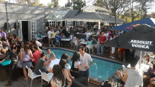 It's about the High Life; representing Style & Glamour! Gorgeous people, Mind-Blowing DJ's, Top Class Venues •Entree to the Fabulush•