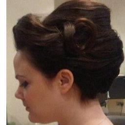 VictoriaMoss_'s profile picture. Corporate governance anorak, cake baker, music lover