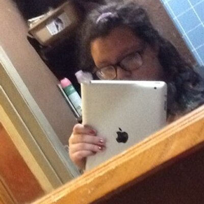 Profile Picture of Hannah Rosenbaum ❤ (@juStCaUSeRoSE) on Twitter