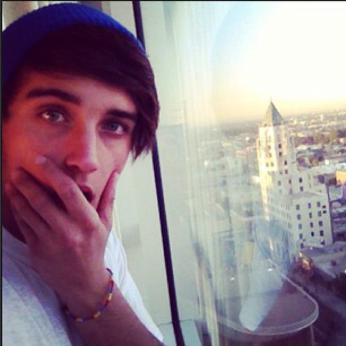 DanielBlacksEPA's profile picture. Sweet: good sense of humor || 16 || Immune to other powers and warlock (a wizard with dark magic) #EPA