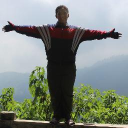 Kalau anda ingin menguasai dunia.,
maka berfikirlah dengan kritis