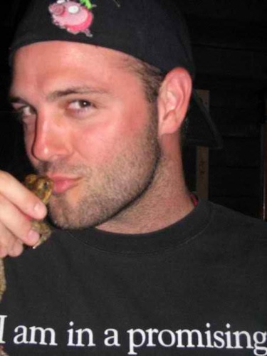 tlewsad's profile picture. Trying to make a twitter account that I would want  to follow.  Mostly dealing with the development of people, myself, humanity, and everything in betwixt.