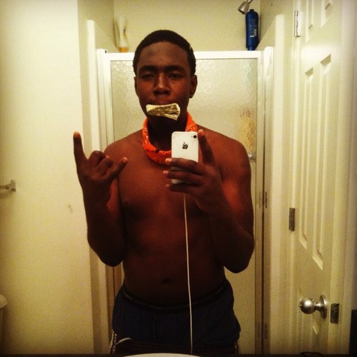 FUCK hoes and get MONEY[] im just a young nigga trying to make it out the hood .#orangegrove