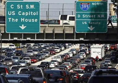 Beltway Rants is a personal blog that offers rants about DC living.