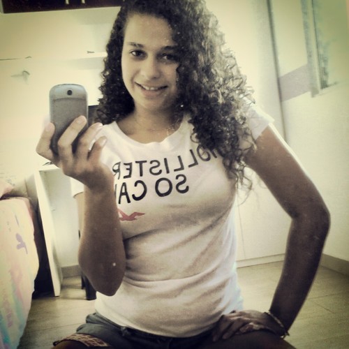 sou objetiva e sempre quero o meu melhor errado é se aproveitar quando alguém tá na pior; (♪'