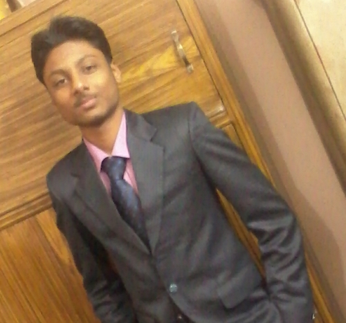 lOvE mE oR hAtE mE 
bUt  u 'll  nEvEr  bE aBlE tO iGnOrE  mE :)  .........
