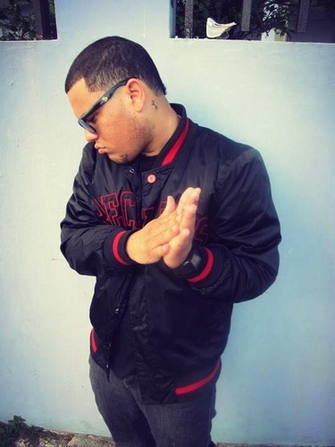 eldelamusaa's profile picture. 