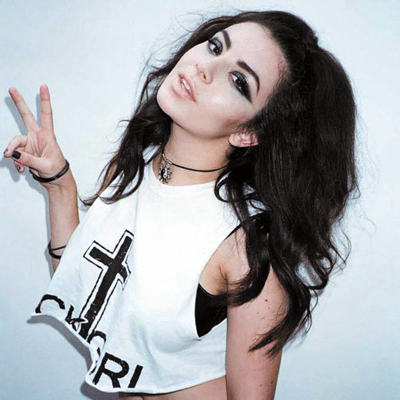 Hello! We are the Charli XCX's army. News, photos, and all you want to find about her will be here!
