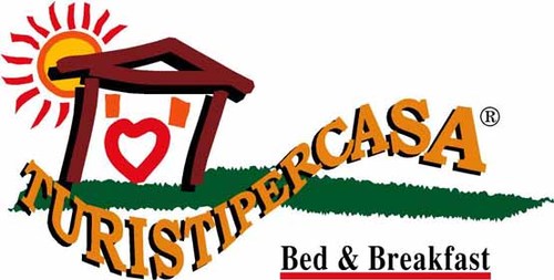 Turisti per casa è un'associazione nata nel 1998 in Emilia Romagna che riunisce diverse tipologie di strutture nell'ambito della ricettività extralberghiera.