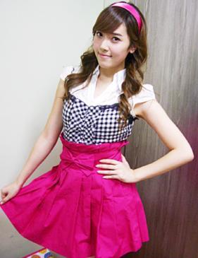ฉันชื่อเจสสิก้าค่ะ^^ ไม่ได้เป็นเจ้าหญิงจริงๆแต่ฉันสวยและรวยมว้าก! ที่บ้านขายน้ำแข็งใสเขาเลยเรียกกันอย่างนั้น แค่นี้แหละค่ะที่เหลือมาศึกษาเอากับฉันดีกว่า*ขยิบตา*