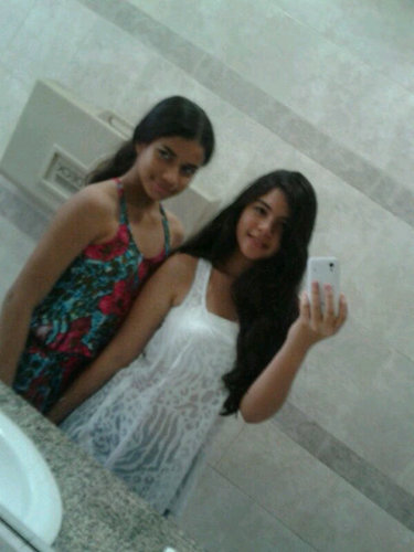 Hii; amoo bailar y cantar... Sigueme&TeSigo☺