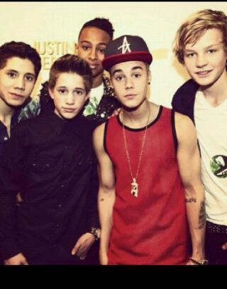 haajj stuur je foto en ik ship je always a mainiac 333  rein daan nils owen mn alles