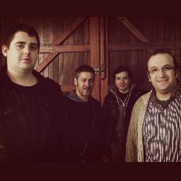 CrazyMamainfo's profile picture. Al fin y al cabo esto es solo R&R but I like it