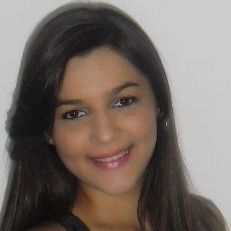 Porque eu só vivo pensando em você, é sem querer, você não sai da minha cabeça mais ♫ 
Acadêmica de Sistemas de Informação - UFPI