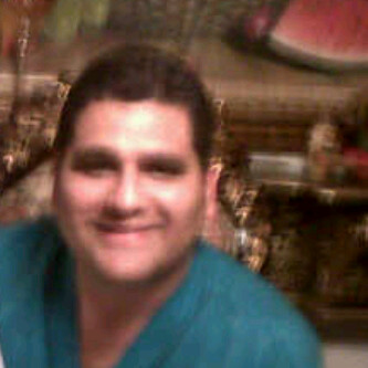 Medico General Barranquillero radicado con su familia en Buenos Aires estudiando Ortopedia y traumatologia. email jaenpavi@hotmail.com