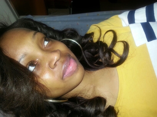 Caribbean girls RUN IT, ask Ri Ri ! ♥