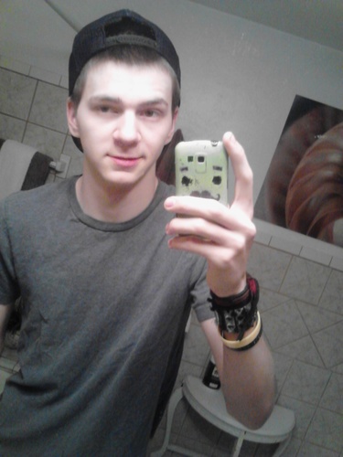 bass_master76's profile picture. i play bass. Sting Operation yo.