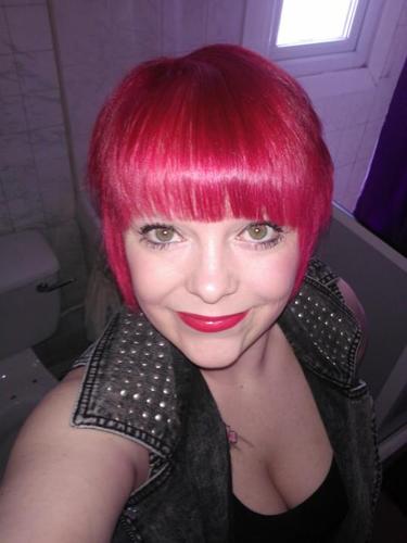 daintonlei's profile picture. 