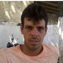 Não espero que me tragam flores, planto meu próprio jardim!!!!!!!