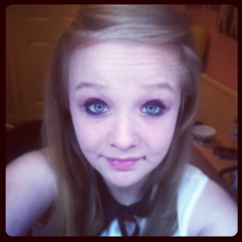 AbiJennaxox's profile picture. Helloooo:) Follooooow me please:) Love my life. Love my friends. Have an amazng boy:') Check out my youtube please!:)  https://t.co/i0vuUFp4e1