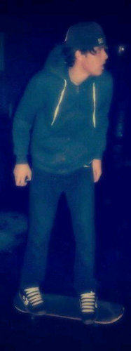 9SiguemeyTeSigo's profile picture. Hola soy edwin #SiguemeYteSigo de una aqui mi otra cuenta @MeDicenEdwiin te regreso el #FOLLOW !!