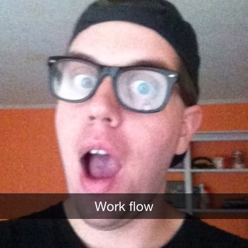 Ckolbz's profile picture. Im chris, Im fun, Im happy, im content. and i am the man