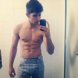 Sou #VASCÃO 17 Anoos, , #TAEKENDISTA,Dancer de FreeStep & Breack,LIFE OF DANCE   http://t.co/cPyO02ew
http://t.co/sMpAyAX3