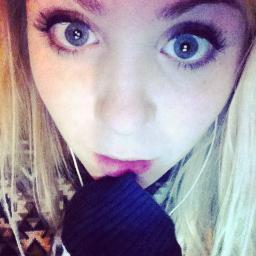 RachaelThom6's profile picture. 