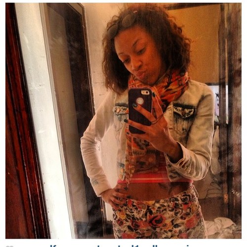 Married to life dedicated to my kids focus on life& success ... 'by him & most def.ly dnt have no worries