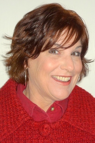 Writer, funny lady, mom, grandma, half crazy, Shocker fan!