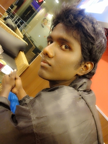 Am some crazy jerk :p lol, Bit Techie, Dancing became a part of my daily routine , and Having Fun is the endless target..lol.........