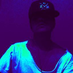 hello this is my twitter I like to talk and I am sympathetic to meet people and if you follow me I'll follow you greetings y hablo español