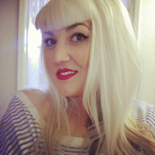 chawlady's profile picture. oh hai. iam chaw; a family girl with vintage values & baller dreams.