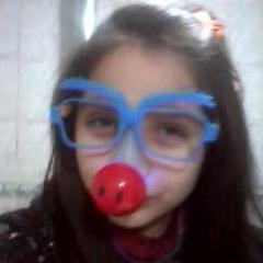 soy de la sangre azul pertenesco aa un grupo llamado 
FJFMC : BACAN  y me encanda bailar aveces soy muy loca la escuela y me gusta molestar a flominique de bna
