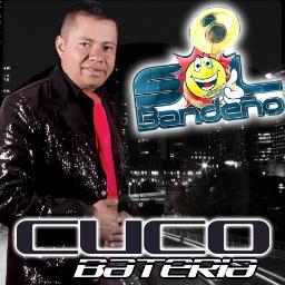 Toco la batería en Sol Bandeño