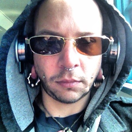 Professional artist since 1994. Jewelry designs, laser engraving, machining, metal sculpture, cooking, what eva