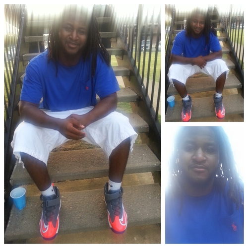 GRINDTIME26's profile picture. Out here Grindin for better days !  #HitSquad #ChuckTown843 O.N.L.V Otranto Rd !! #RIPSAV #RIPX #RIPTRAP